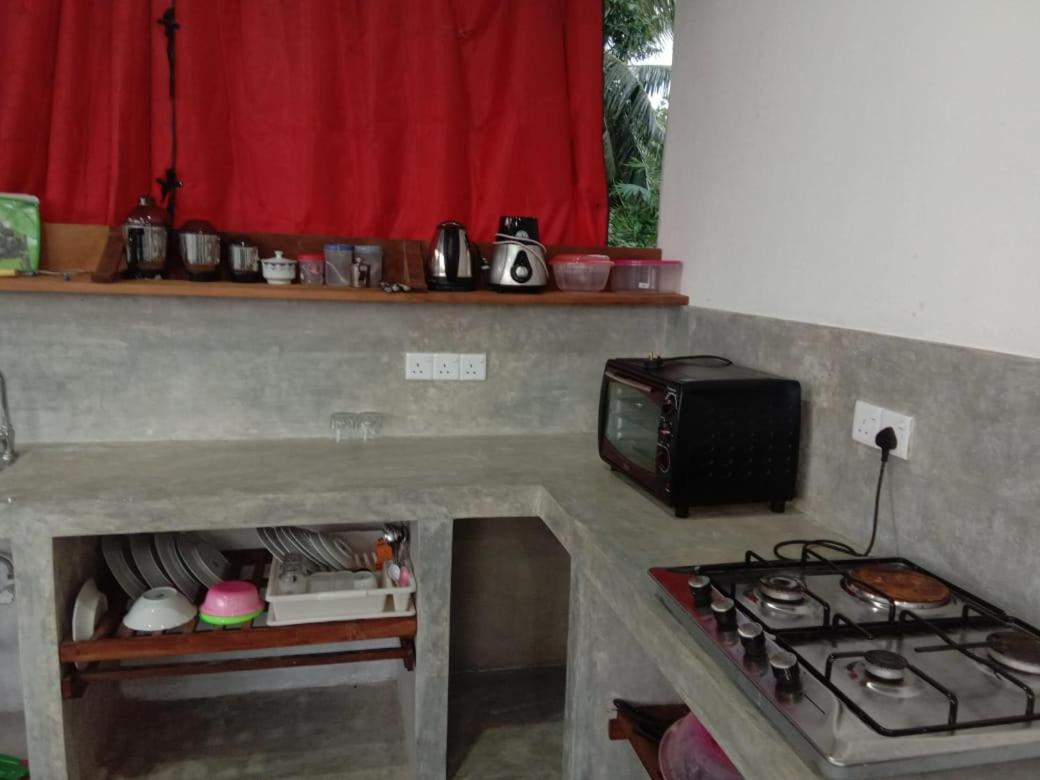 Sunny Mound Unawatuna Close By Sri Yoga Shala Phòng bức ảnh